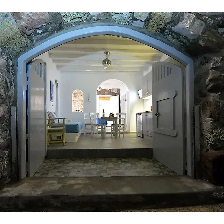 Salty Splash & Kyma Sirma Ferienhaus *