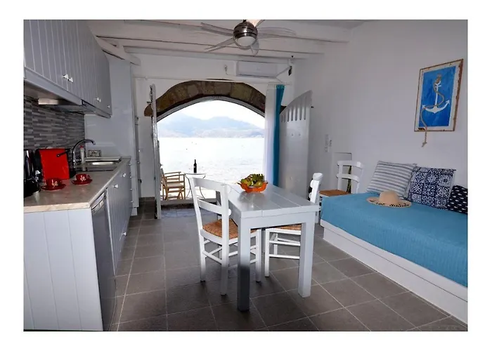 Σπίτι διακοπών Salty Splash & Kyma Sirma