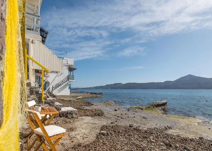 Salty Splash & Kyma Sirma Klima (Milos)